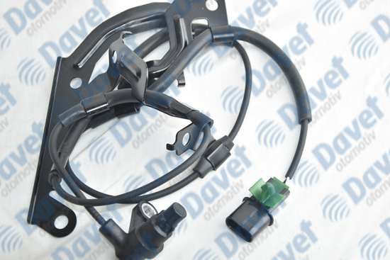 ABS HIZ SENSORU ON SAG L200 TRITON 05 > 15 PAJERO IV 07 >