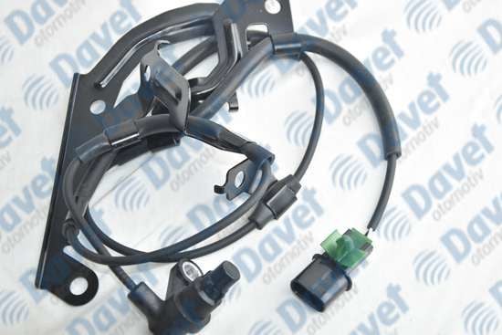 ABS HIZ SENSORU ON SAG L200 TRITON 05 > 15 PAJERO IV 07 >