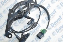 ABS HIZ SENSORU ON SAG L200 TRITON 05 > 15 PAJERO IV 07 >