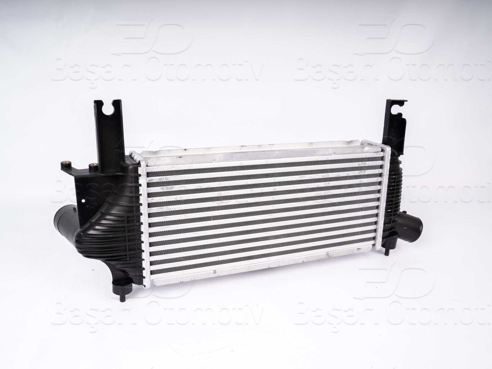 TURBO RADYATORU (INTERCOOLER) 445X185.08X64 | NISSAN NAVARA NP300 (D40) 2.0 DCI 05> NP300 PICKUP (D22) 2.5DCI 08> / PATHFINDER 3 (R51) 2.5DCI 05> | WISCO