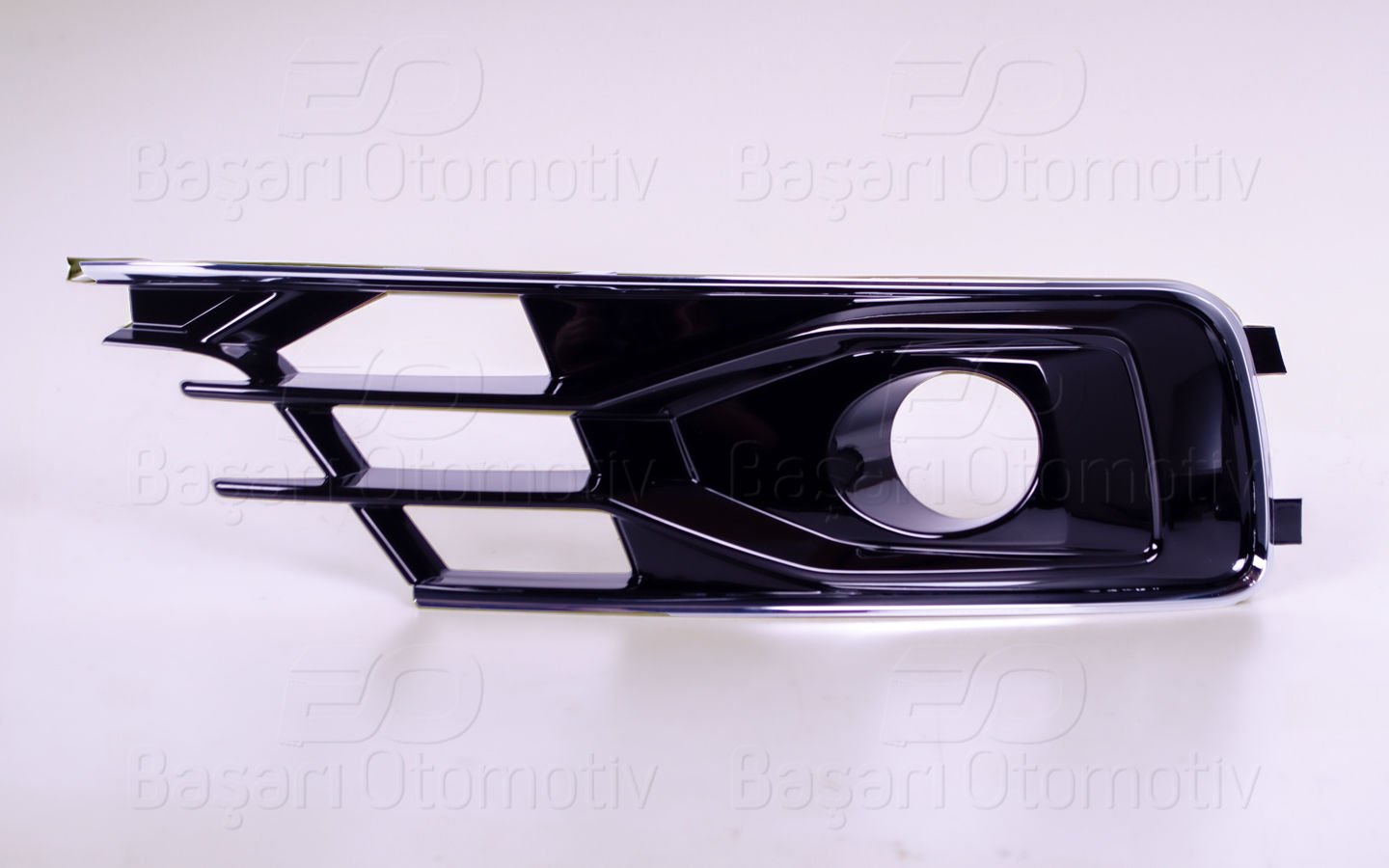 TAMPON IZGARASI SAG SISLI PIANO BLACK + KROM | AUDI A6 15 > | WISCO
